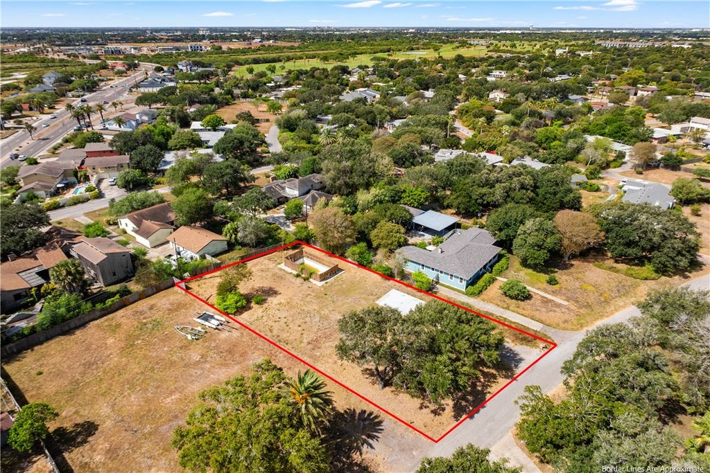 6049 Edgewater Dr, Corpus Christi, TX 78412 — photo 2