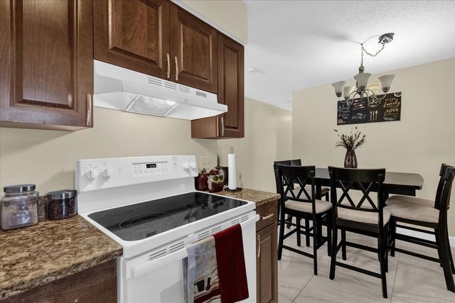 1099 LEEWAY COURT, Orlando, FL 32810