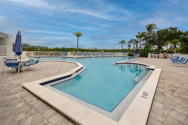 14880 SHIPWATCH TRACE 1914, Largo, FL 33774
