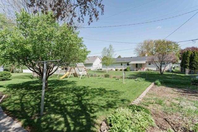 2511 Wesley Avenue, Janesville, WI 53545