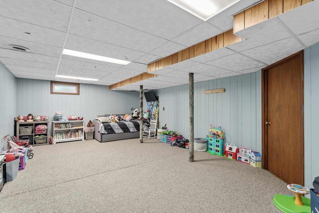 2511 Wesley Avenue, Janesville, WI 53545