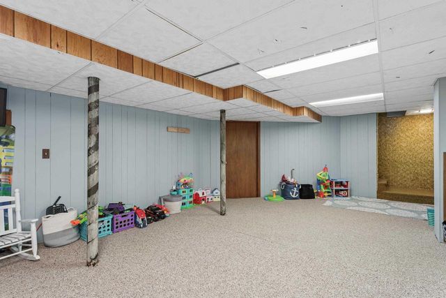 2511 Wesley Avenue, Janesville, WI 53545
