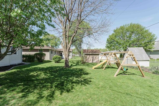 2511 Wesley Avenue, Janesville, WI 53545