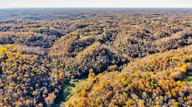 0 Rock House Hollow Road, Westmoreland, TN 37186