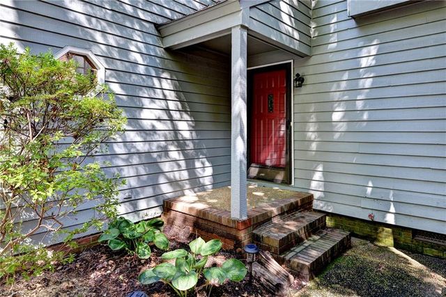 17 Autumn E, Williamsburg, VA 23188