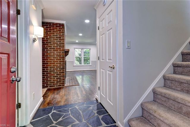 17 Autumn E, Williamsburg, VA 23188