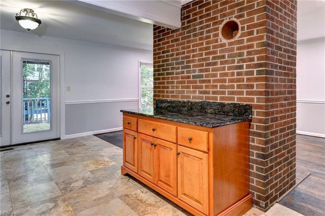 17 Autumn E, Williamsburg, VA 23188