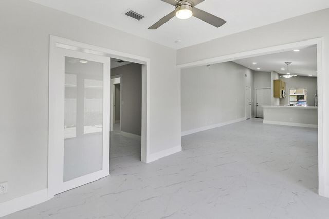 8157 Springtree Road, Boca Raton, FL 33496