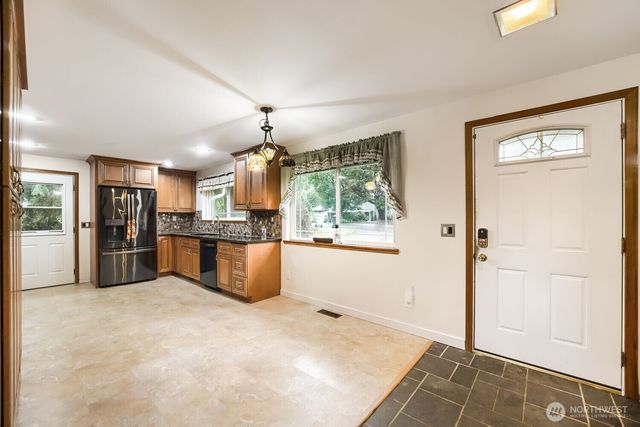 10612 Marietta Street SW, Tacoma, WA 98498