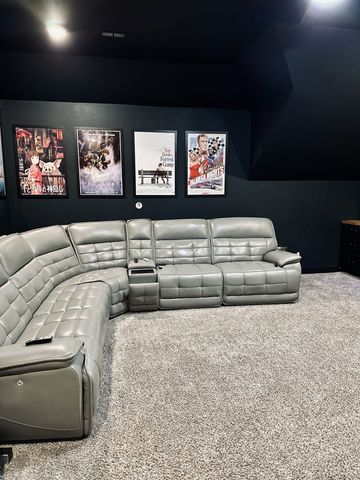 1270 Highgrove Ln, Clarksville, TN 37043