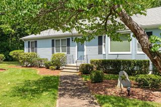 65 Blithewood Ave, Worcester, MA 01604