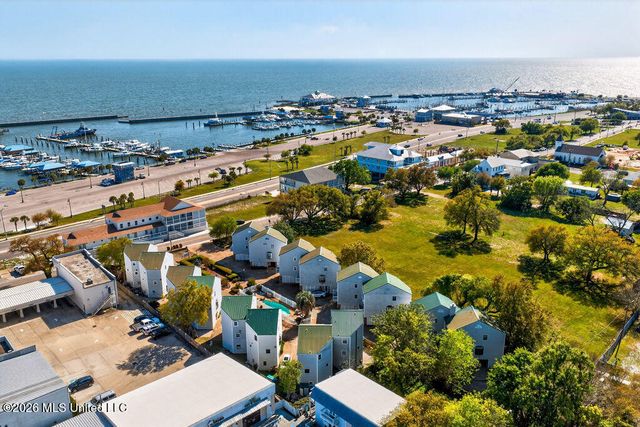 255 E Scenic Drive, G, Pass Christian, MS 39571