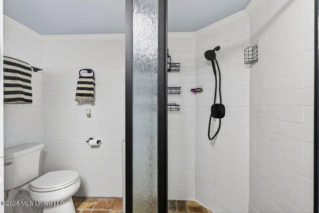 255 E Scenic Drive, G, Pass Christian, MS 39571