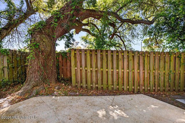 255 E Scenic Drive, G, Pass Christian, MS 39571