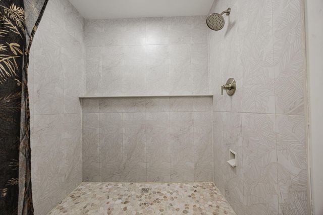 360 W Columbus Street, Lithopolis, OH 43136