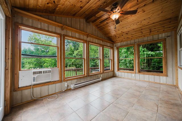 360 W Columbus Street, Lithopolis, OH 43136