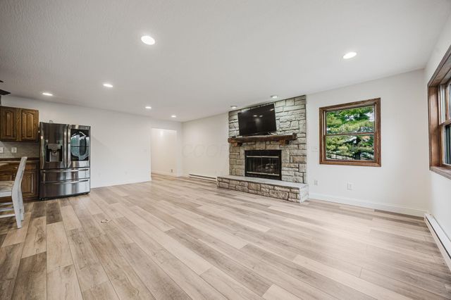 360 W Columbus Street, Lithopolis, OH 43136