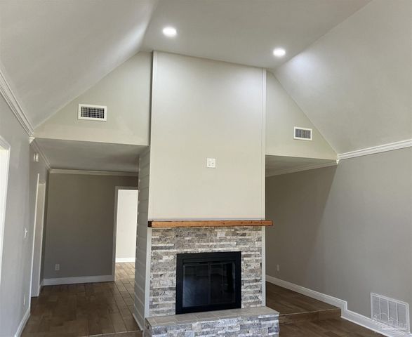 6068 S Gulf Manor Dr, Pensacola, FL 32526