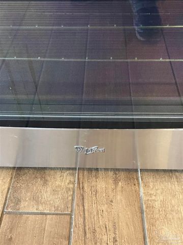 6068 S Gulf Manor Dr, Pensacola, FL 32526