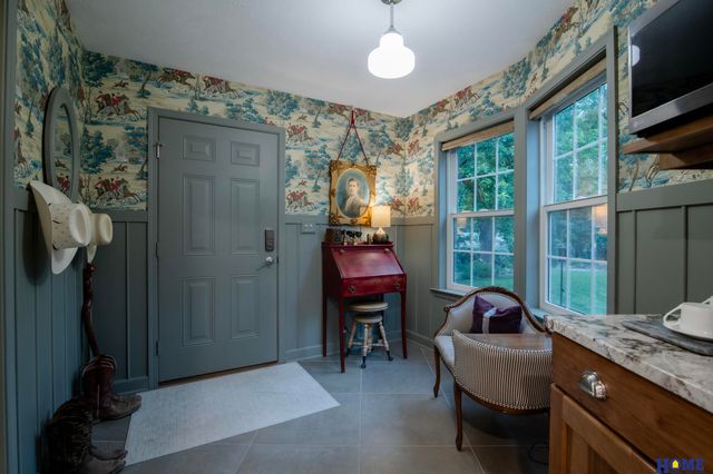 2904 Georgian Court, Lincoln, NE 68502