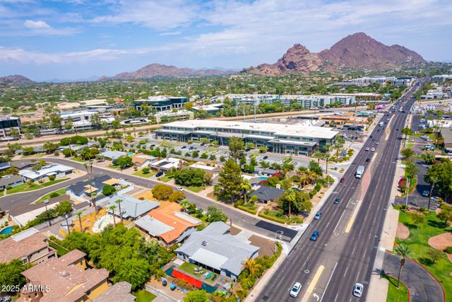 5002 N 38TH Place, Phoenix, AZ 85018