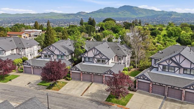 120 Haslemere Court, Lafayette, CA 94549