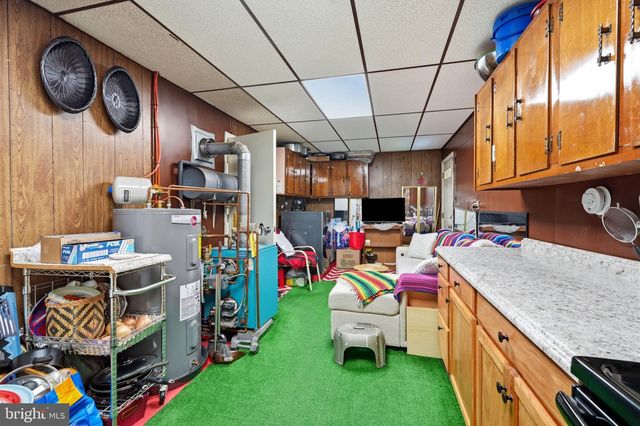116 HIGHLAND PARK DR, Levittown, PA 19056