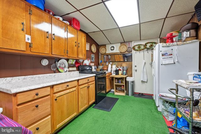 116 HIGHLAND PARK DR, Levittown, PA 19056