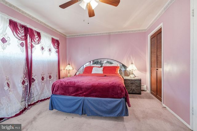 116 HIGHLAND PARK DR, Levittown, PA 19056