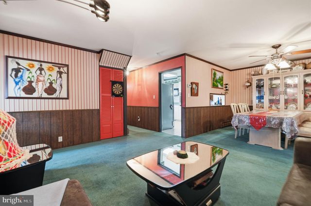 116 HIGHLAND PARK DR, Levittown, PA 19056