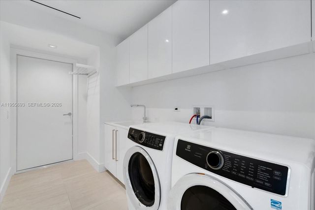 18501 Collins Avenue 704, Sunny Isles Beach, FL 33160