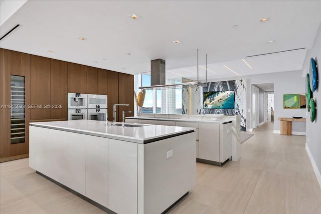 18501 Collins Avenue 704, Sunny Isles Beach, FL 33160
