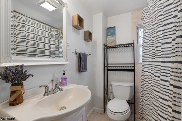 13 Millers Ln, Milltown Boro, NJ 08850