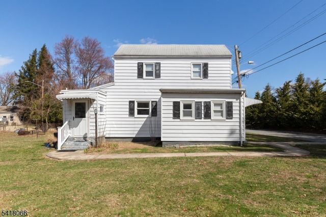 13 Millers Ln, Milltown Boro, NJ 08850