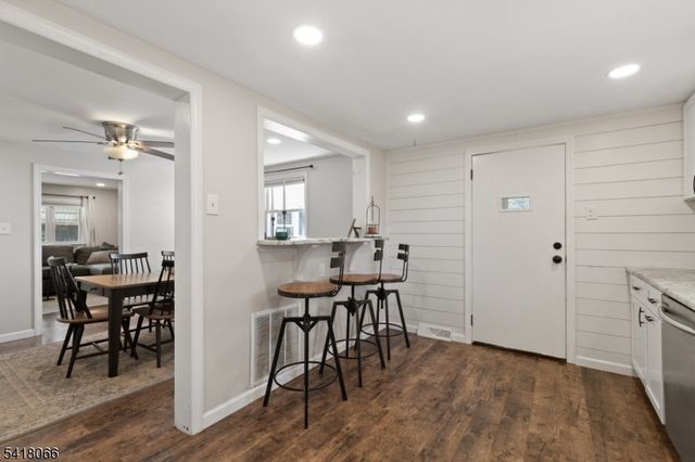 13 Millers Ln, Milltown Boro, NJ 08850