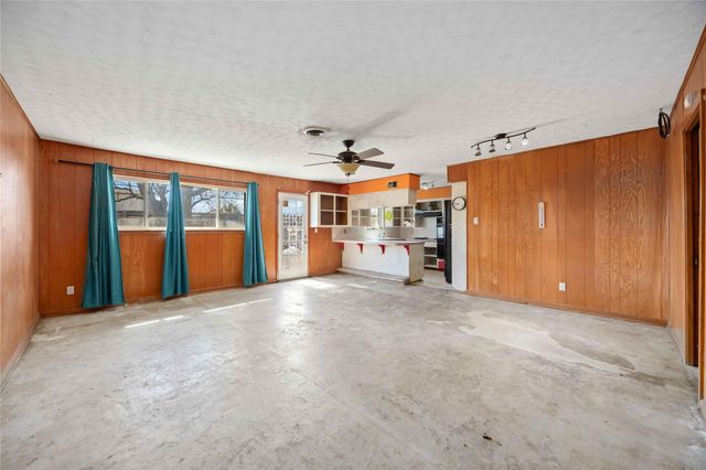 7634 Wynlea Street, Houston, TX 77061