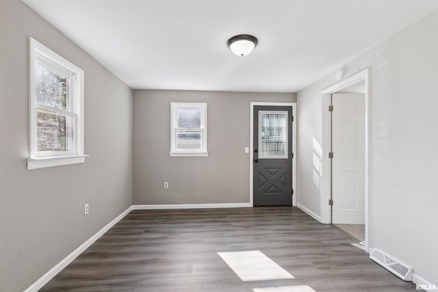 460 W KNOX Street, Galesburg, IL 61401