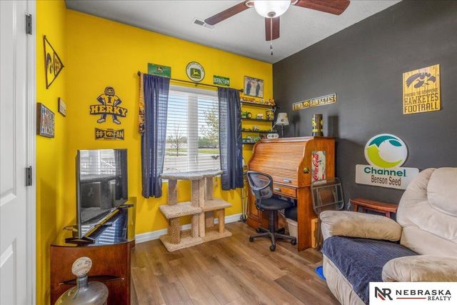 2304 S 19th Street, Council Bluffs, IA 51501