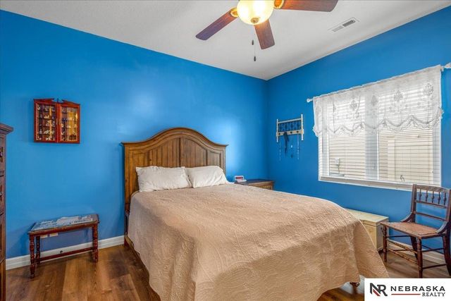 2304 S 19th Street, Council Bluffs, IA 51501