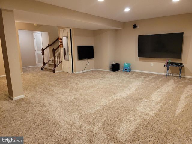 10 BRIDLE CT, Cherry Hill, NJ 08003