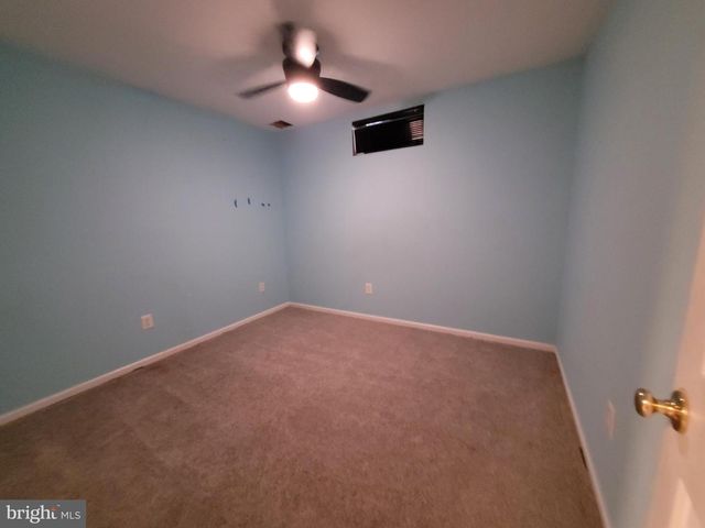 10 BRIDLE CT, Cherry Hill, NJ 08003