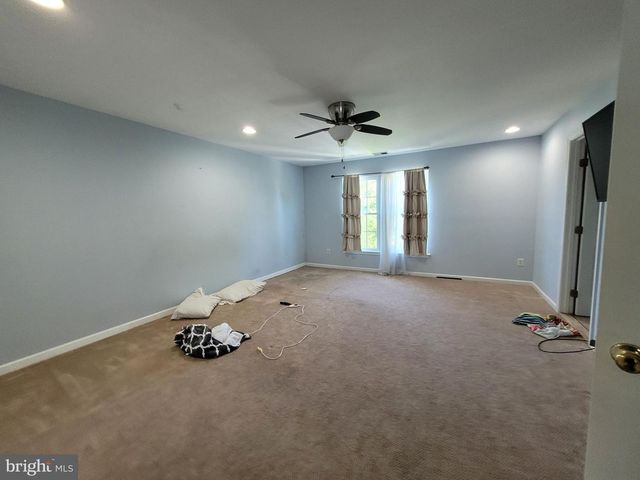 10 BRIDLE CT, Cherry Hill, NJ 08003