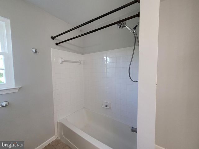 10 BRIDLE CT, Cherry Hill, NJ 08003