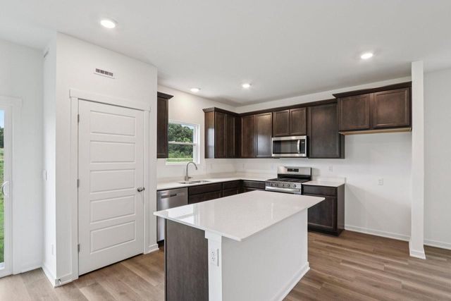 7136 Fair Oaks ROAD, Mount Pleasant, WI 53403