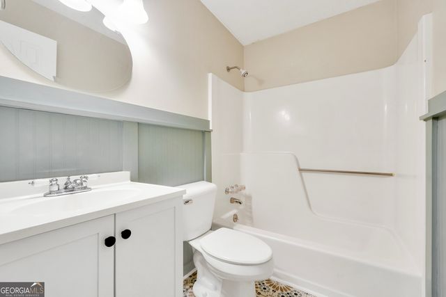 1375 McGarity Road, Mcdonough, GA 30252
