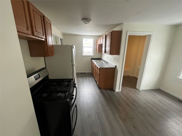 616 E 12TH Street, Erie, PA 16503