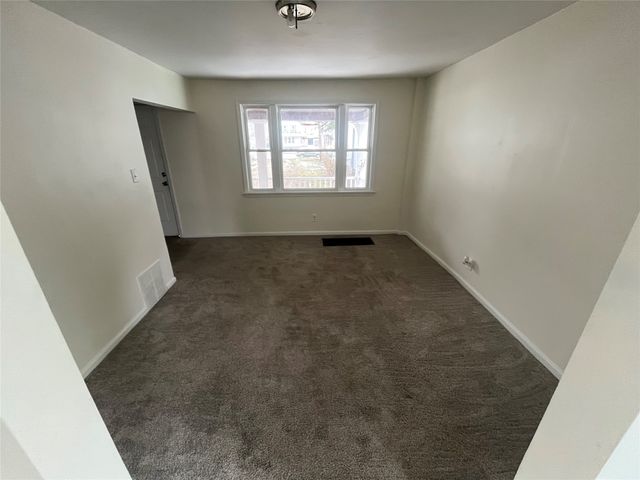 616 E 12TH Street, Erie, PA 16503