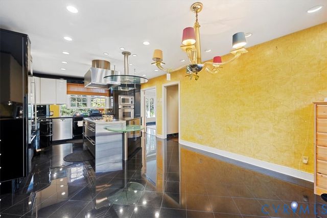 5 Cedaridge Rd, Richmond, VA 23229