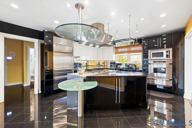 5 Cedaridge Rd, Richmond, VA 23229