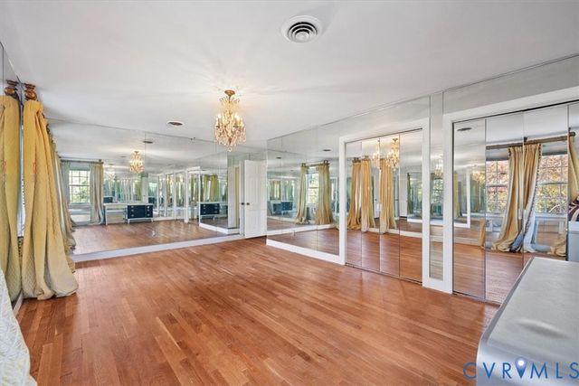 5 Cedaridge Rd, Richmond, VA 23229